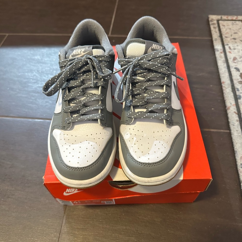 Nike Dunks - Picture 2 of 9